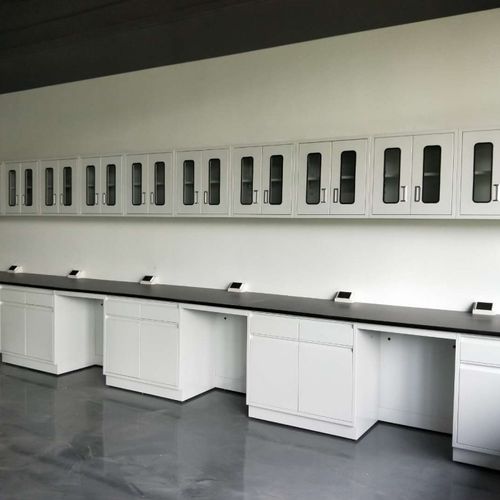 Neueste Unternehmensnachrichten über Was sind Laborarbeitsbänke in einem Labor