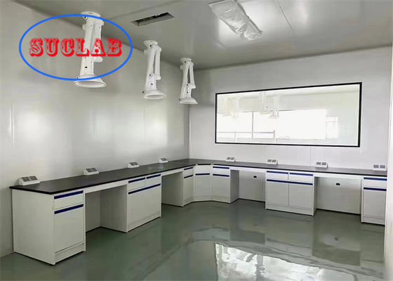 Guter Preis Drei Sektionen Silent DTC Rail Chemie Lab Bench Laboraotry Bench Preis mit multifunktionaler Steckdose Online